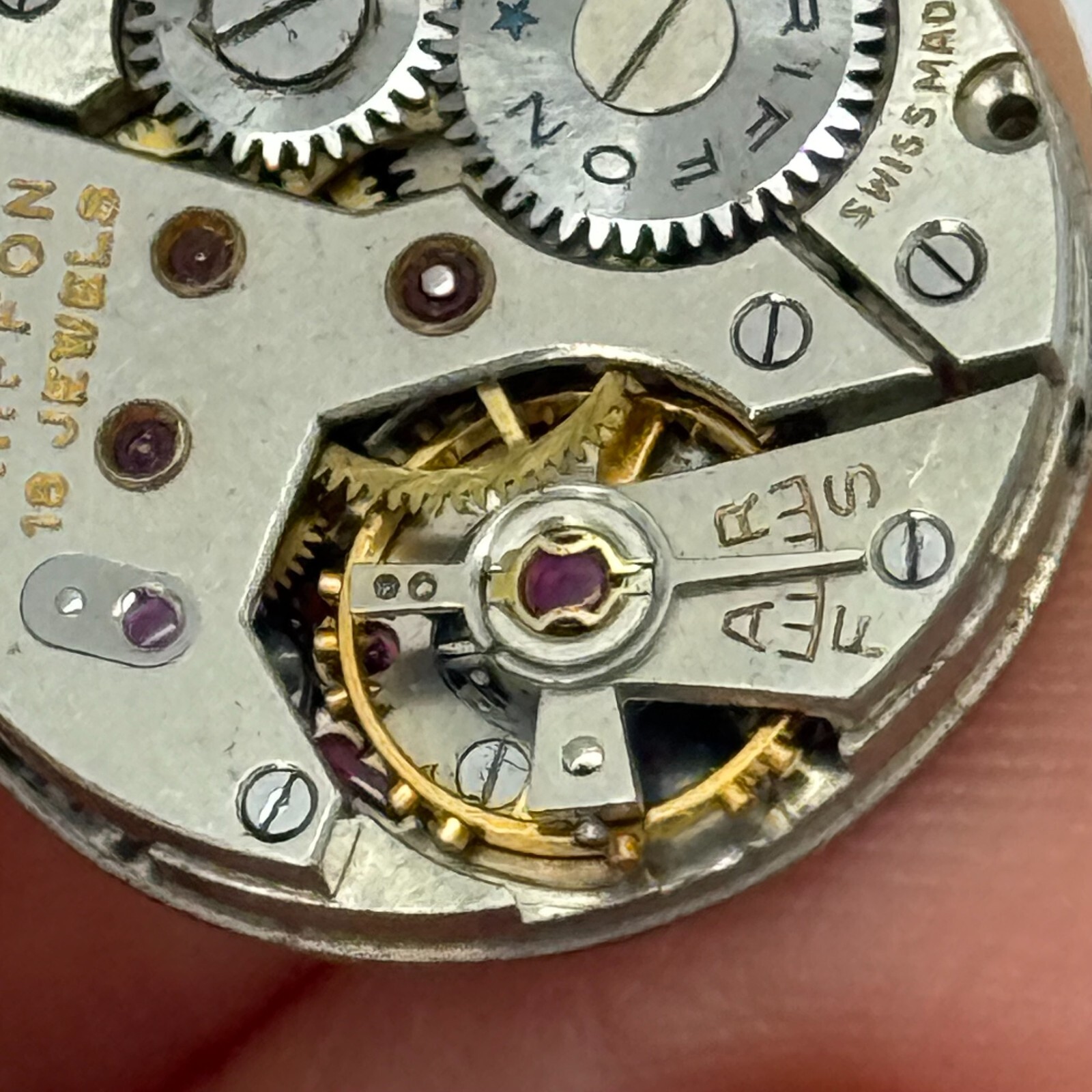 Unitas UT 200-2C1 Watch Movement Manual Wind Swiss Vintage Parts Repair 19.3mm