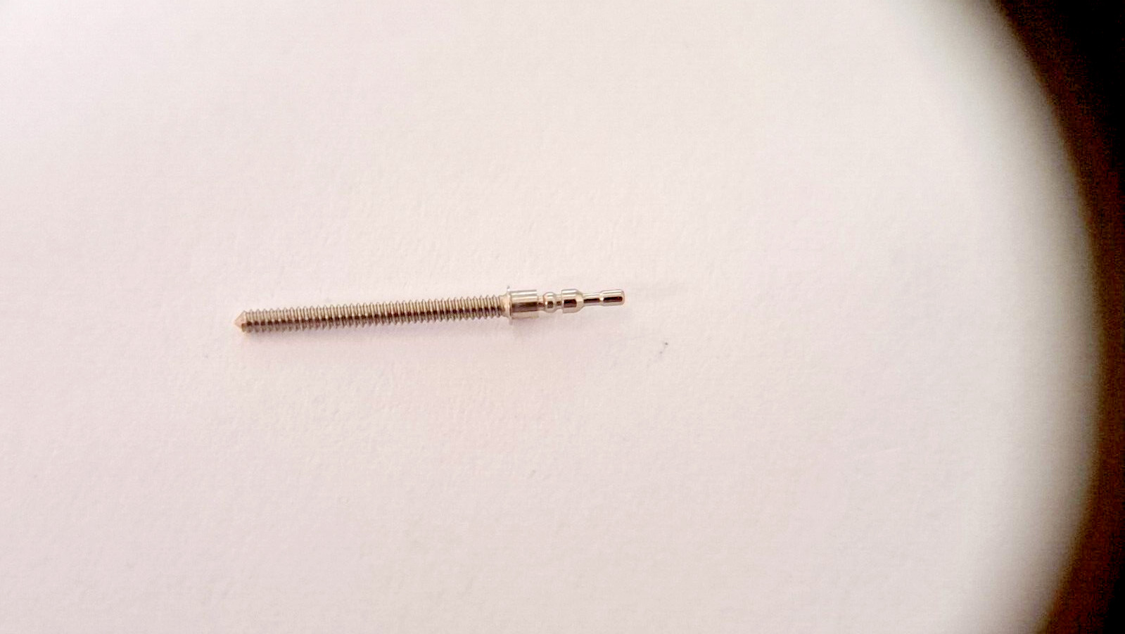 NEW Seiko Winding Stem V810-V811 354-365 tap 9 (0.80mm thread) part 401 (5 pcs)