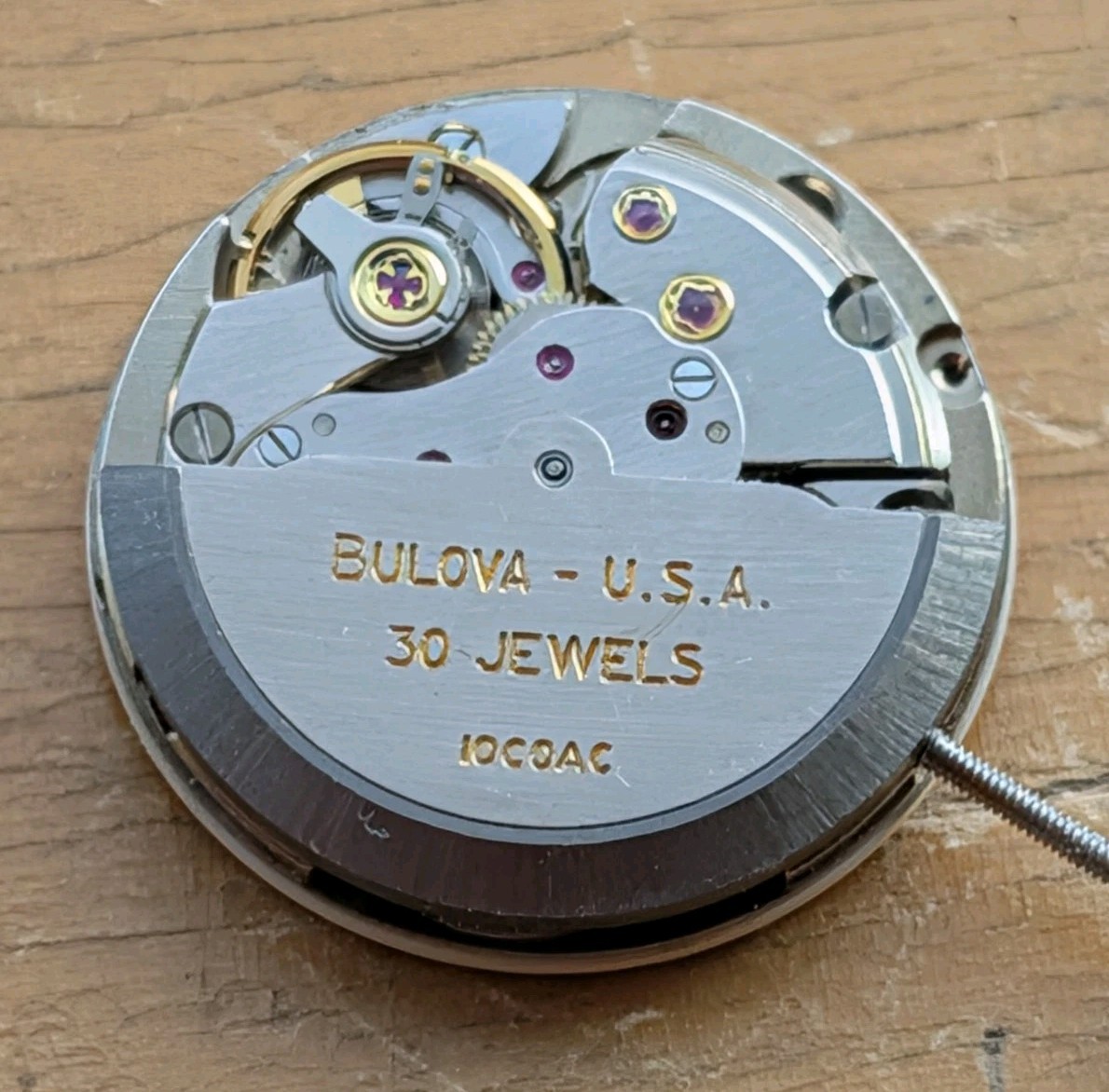 Bulova 30 jewel Automatic mov’t (cal 10COAC) Running with Nice Original Dial!