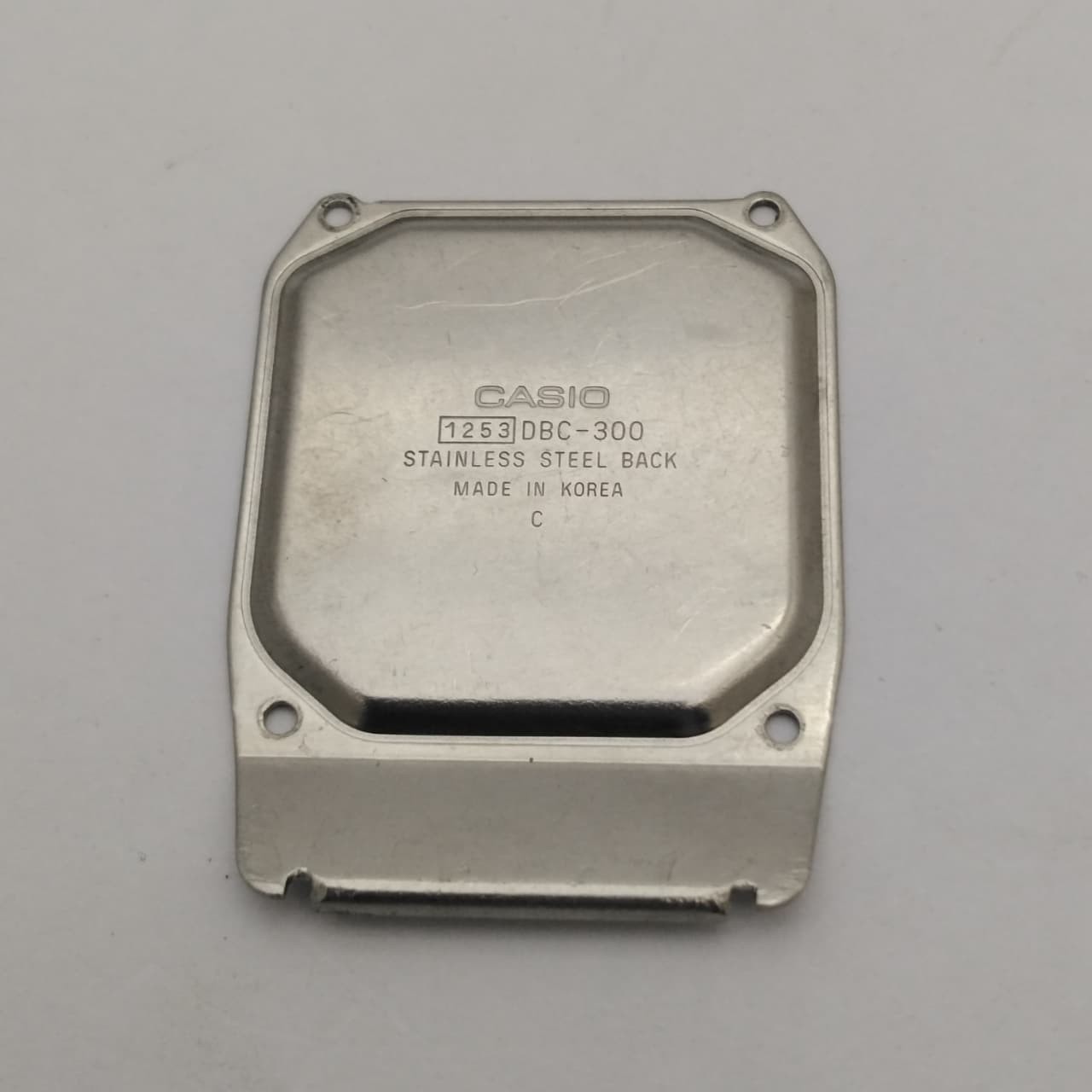 32 mm Casio DBC-300 Stainless Steel 1253 Vintage Watch Case Back For Parts