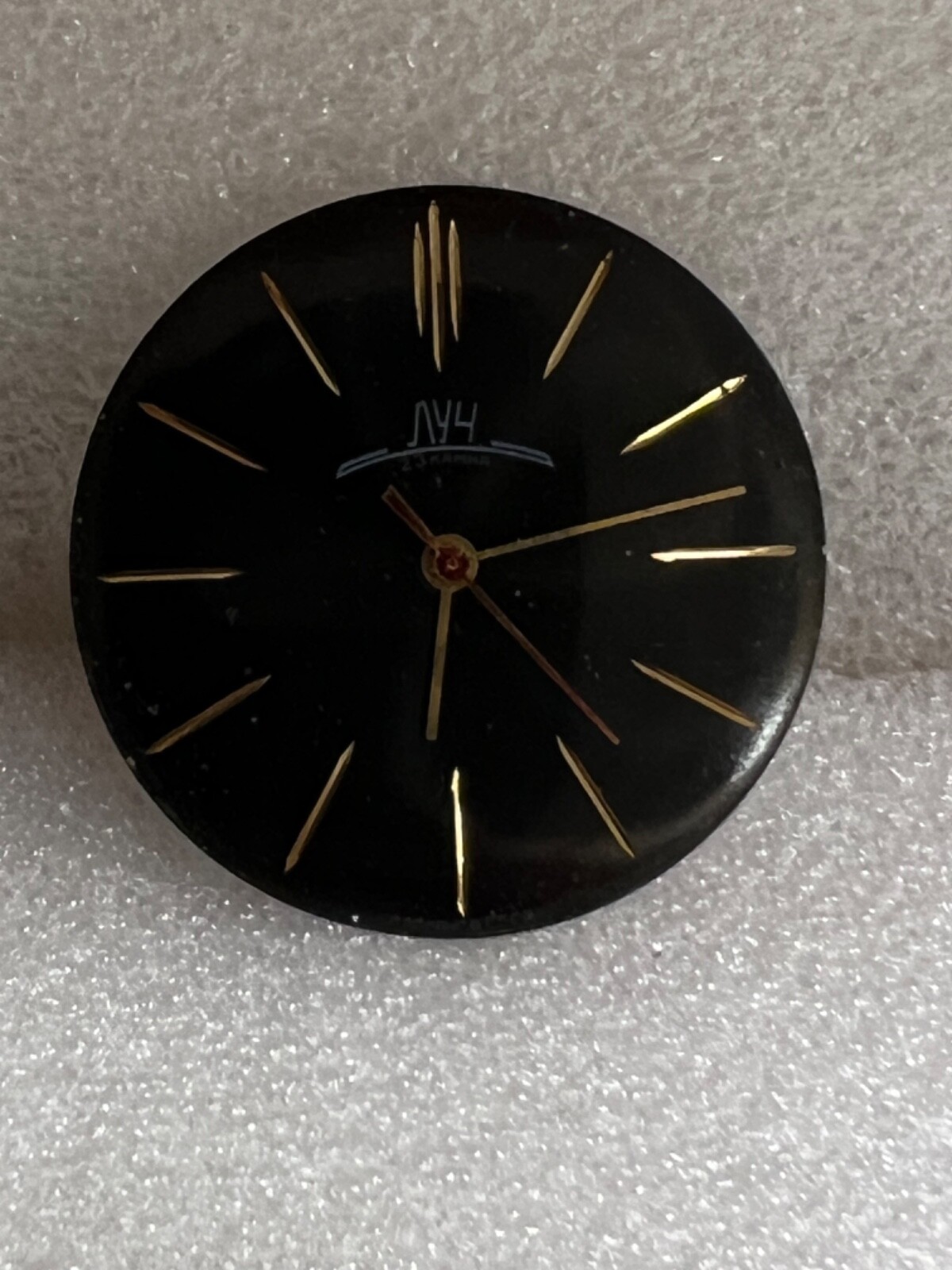 USSR LUCH movement 2209 caliber Gold Plated watch mechanism. FOR PARTS .
