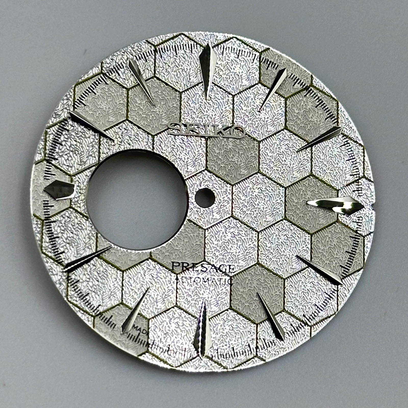 35mm Cocktail Hollowed-out Watch Dial No Lume for NH38 Movement Watch accessorie