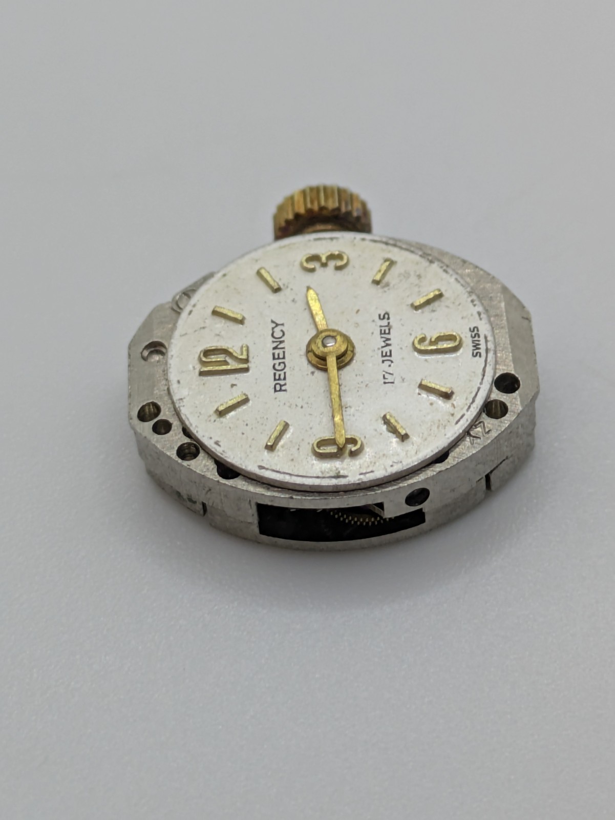 AS 1677 Regency Manual Wind Watch Movement 17 Jewels Swiss 15.8mm UNTESTED