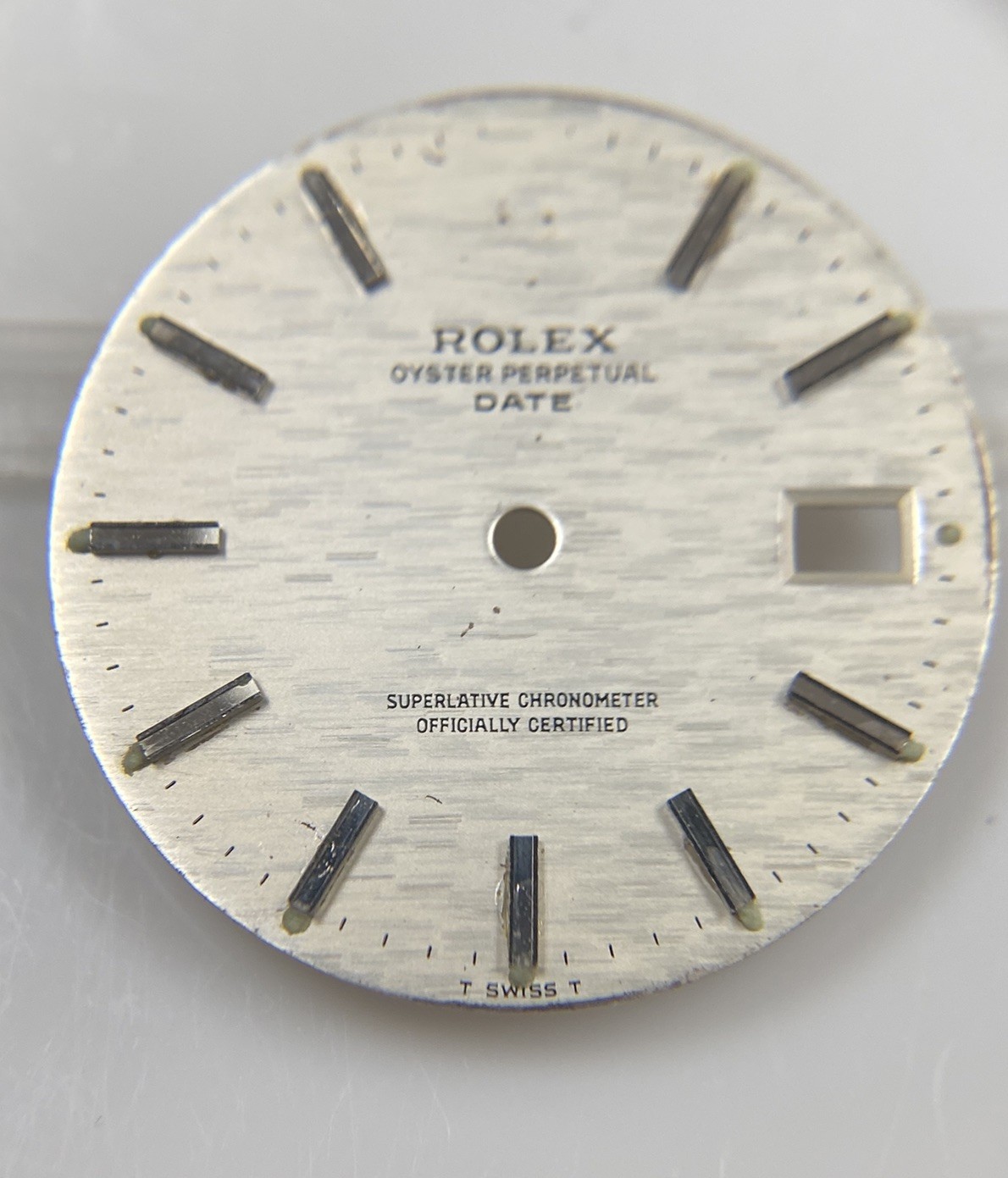 Genuine Rolex 34mm Oyster Perpetual Date 1500 1501 Cal 1570 Silver Linen Dial