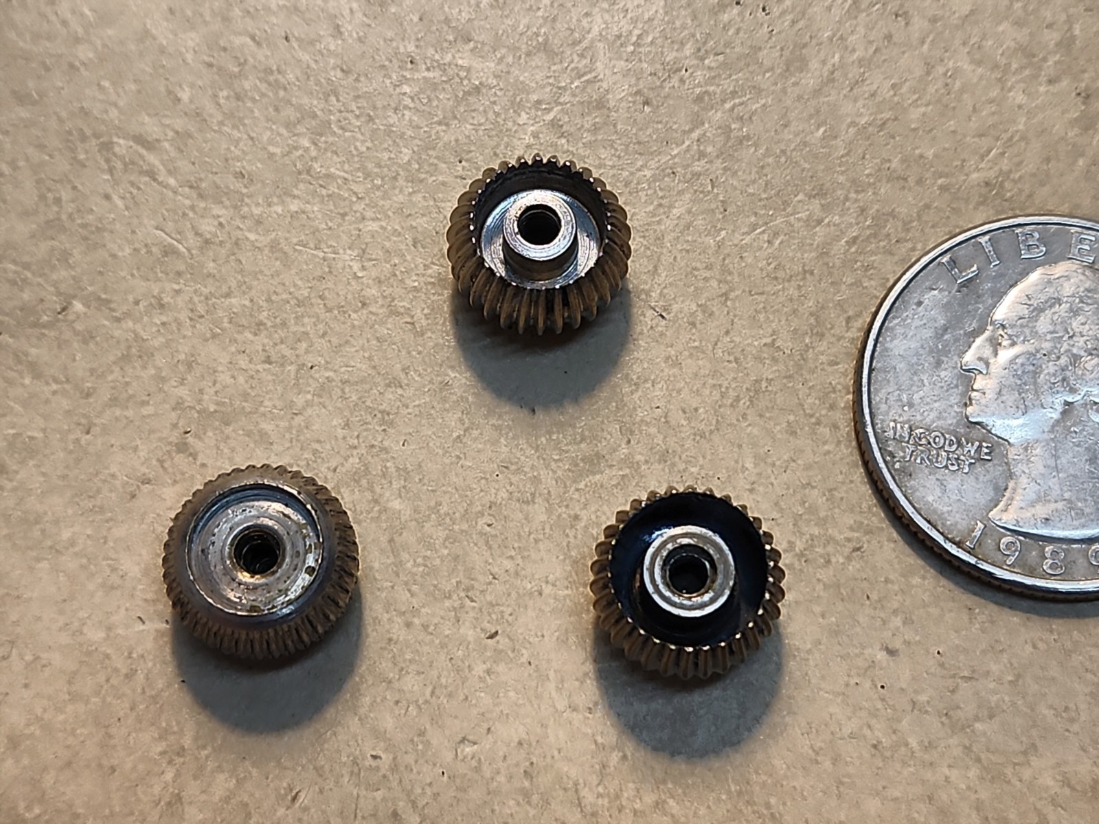 Lot Of 3 Vintage NOS Pocket Watch Crowns W/2.50mm Thr 11.19mm, 11.22mm, 11.23mm