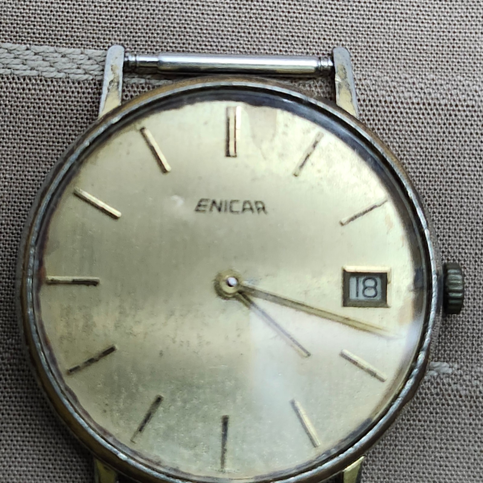 Enicar 112-22-23 Manual Wind Date Swiss Watch AR 1121 Movement – RUNNING