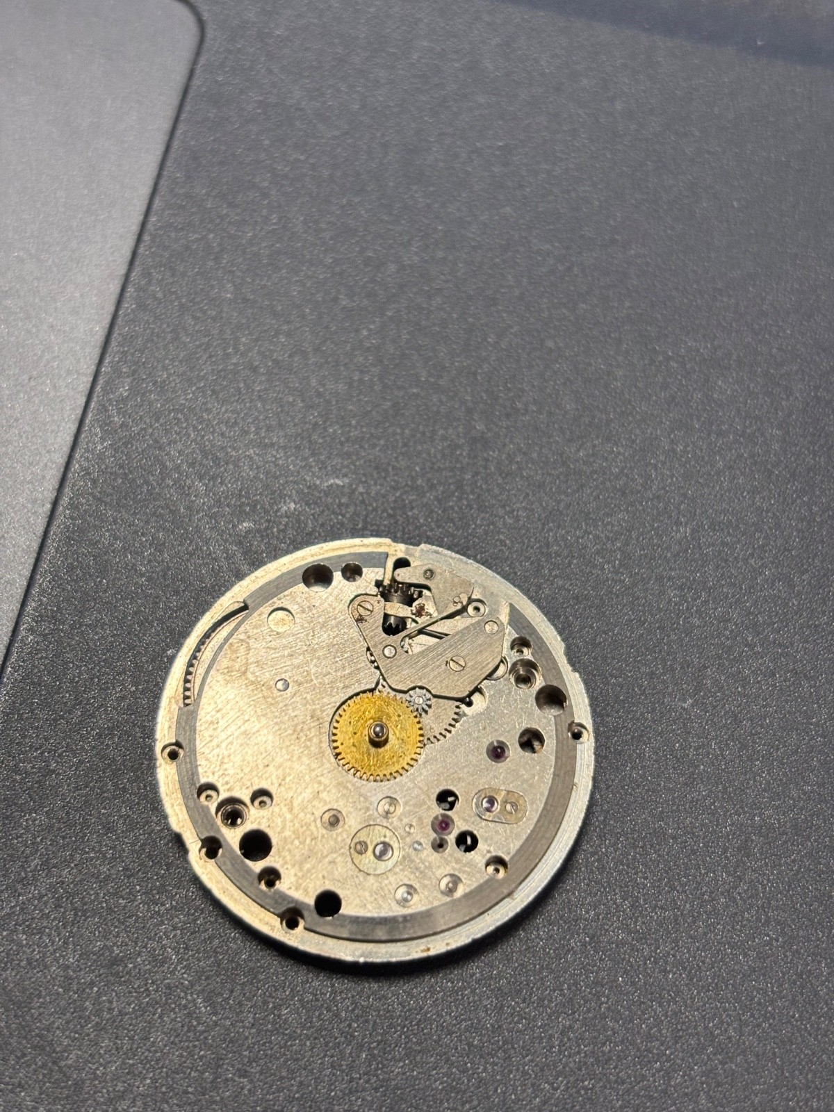 ENICAR AR 1292 17 Jewels Movement for parts or restore