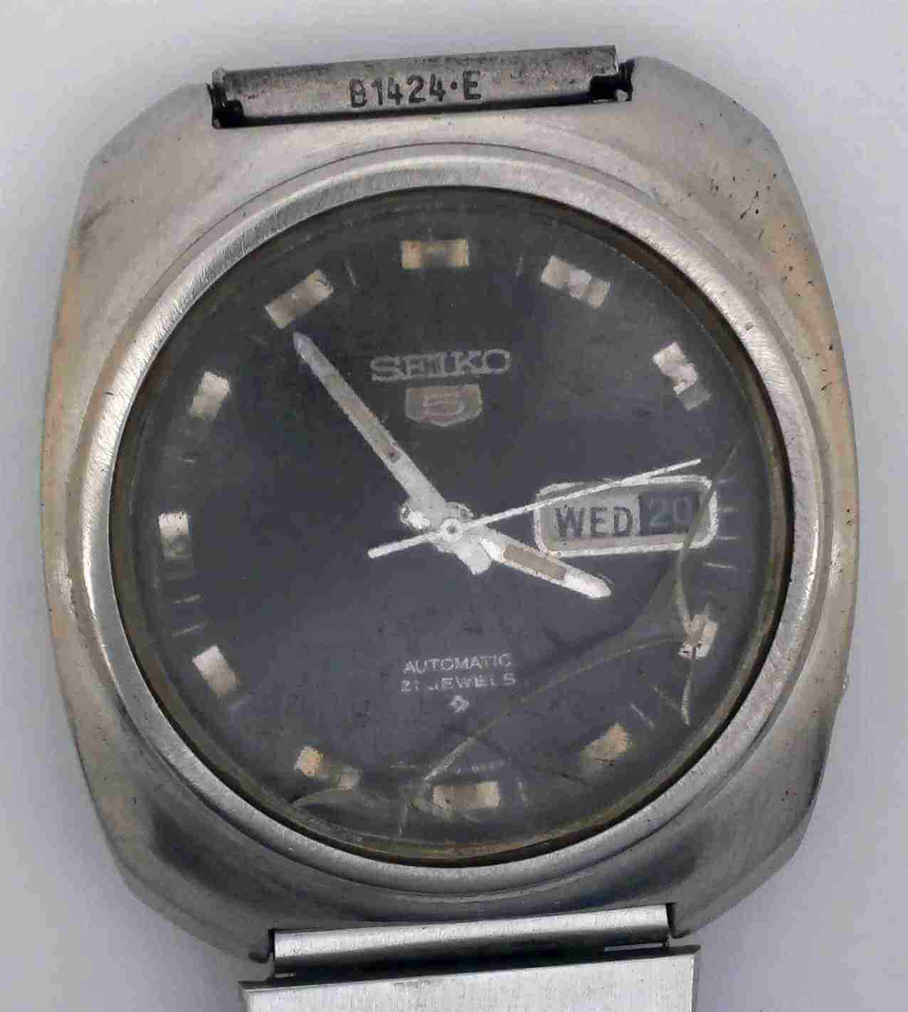 VTG SEIKO 5 Steel Watch. Ref: 6119-8430. Cal: 6119C. For Service