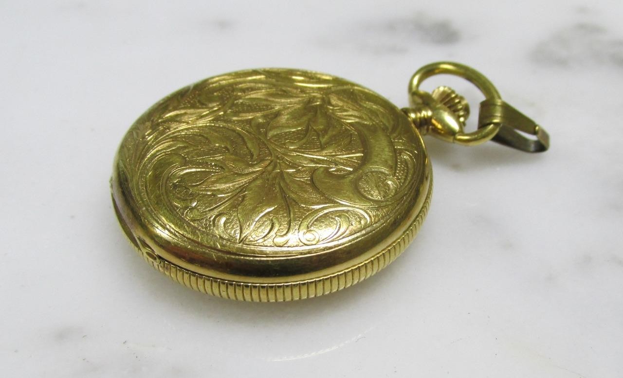 Vintage Majestime Gold Tone Pocket Watch; 36mm ~ 17J ~ 2-E218