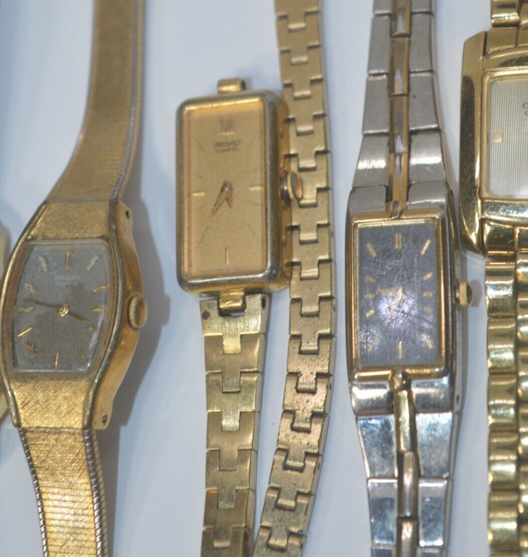 JOB lot of 10 watch’s vintage As Is SEIKO**CITIZEN**TIMEX**GUESS etc. Dont run