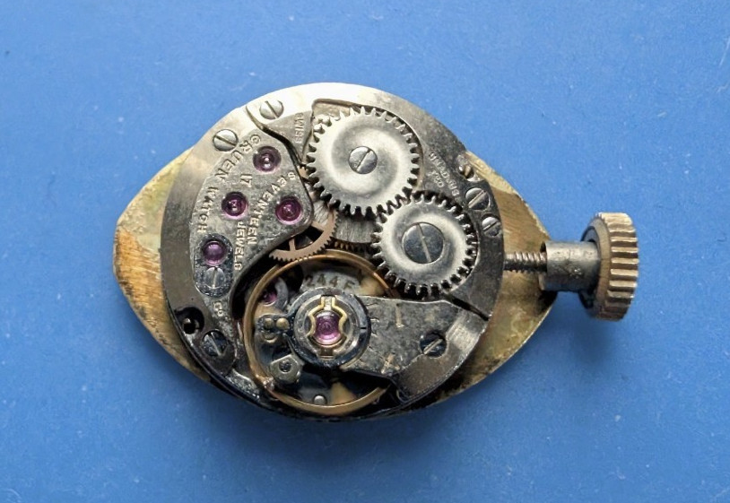 VINTAGE LADIES GRUEN CALIBER 244F WRISTWATCH MOVEMENT RUNNING