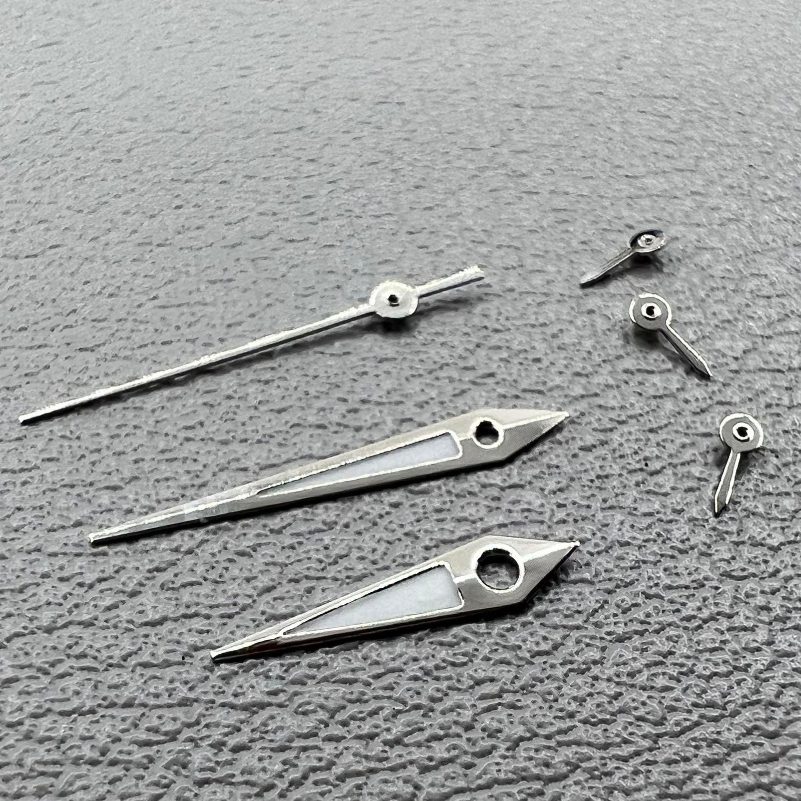 2 Sets Arrow Shape Green Lume Silver Trim Hands for VX3J/VX9J/VX7J/VX3N/VX9N