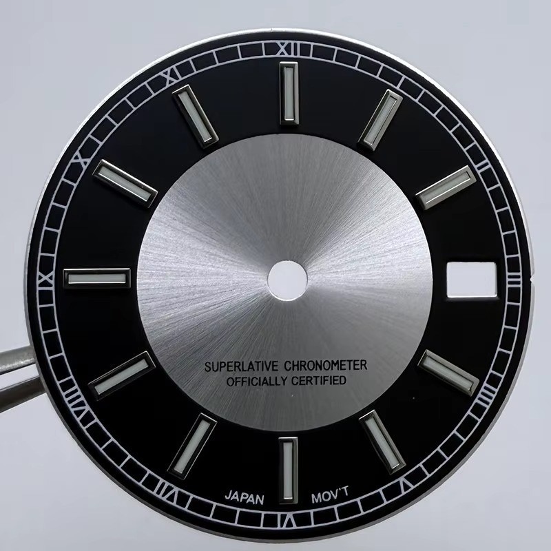 28.5mm NH35 Sunburst Watch Dial Arabic Tuxedo In Black & Silver Green Luminous