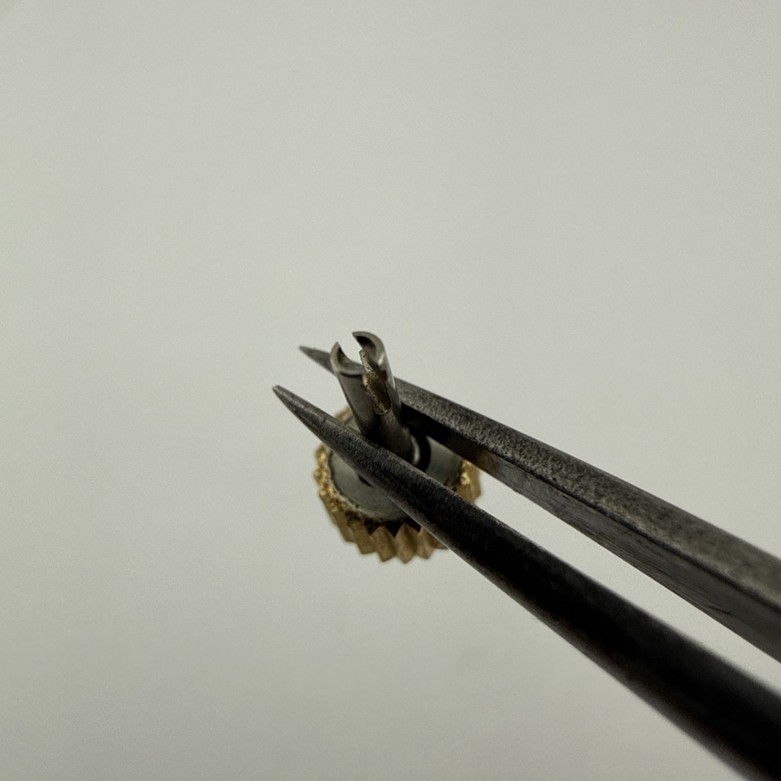 Omega Yellow Gold 4.4mm Split Stem Wristwatch Crown – Good Condition