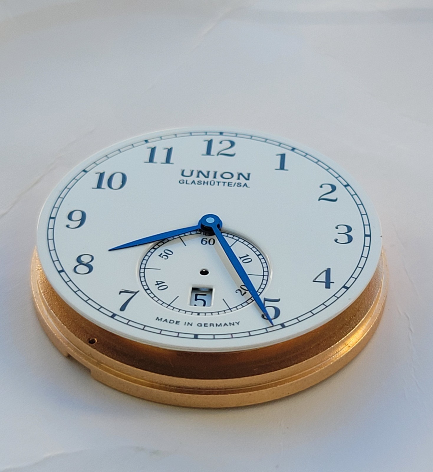 UNION GLASHUTTE AUTOMATIC MOVEMENT CAL ETA 2899 MEN’S FOR PARTS OR REPAIR