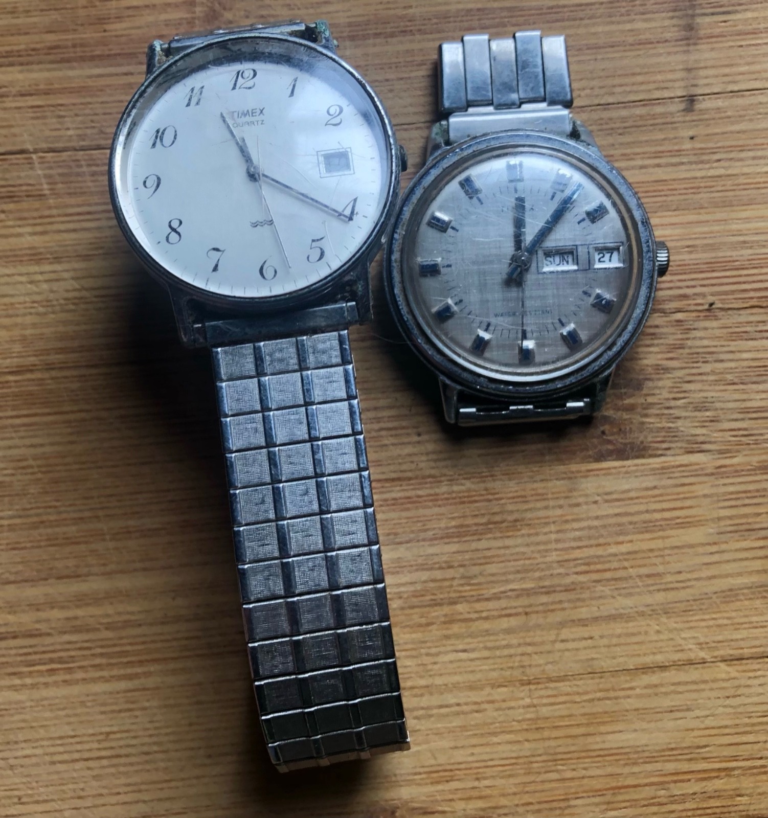 FOR PARTS ONLY 2 Non Working TIMEX Wristwatches CALENDAR Nice Speidel band
