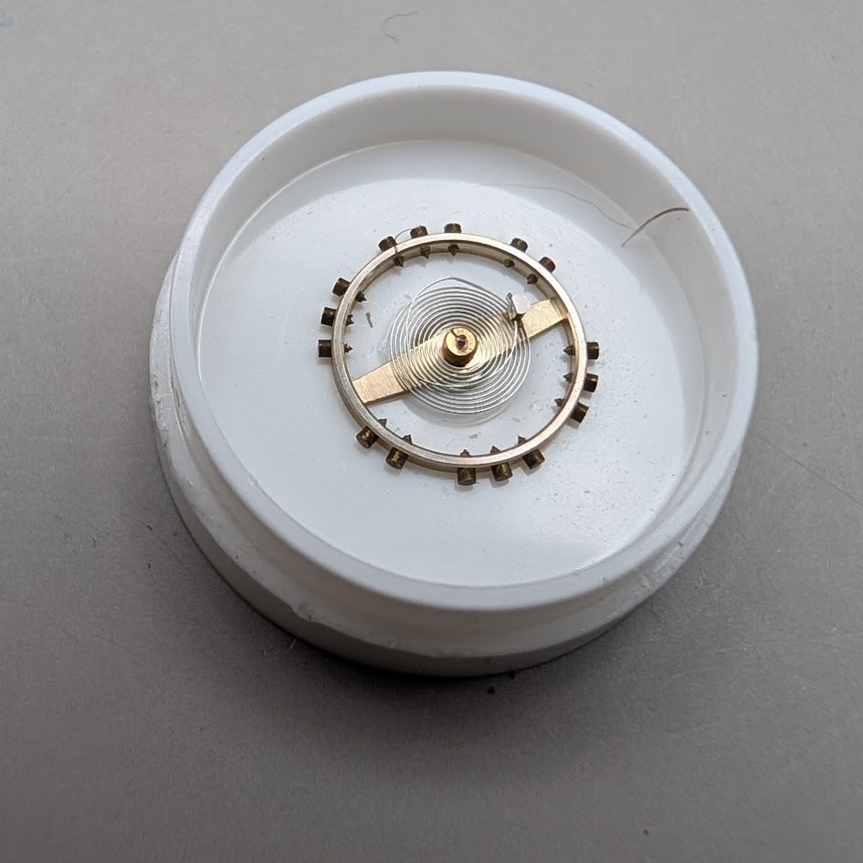 NOS Renata No 704 Gruen 430 Breguet Balance Complete Watch Part