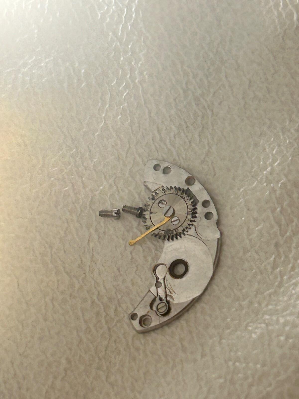 ROLEX 1570 Barrel Bridge Cod 7822 Cal 1525, 1530, 1556, good condition + screws