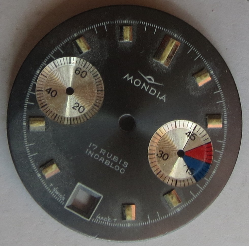 Mondia chronograph mens wristwatch dial 29,5 mm. in diameter