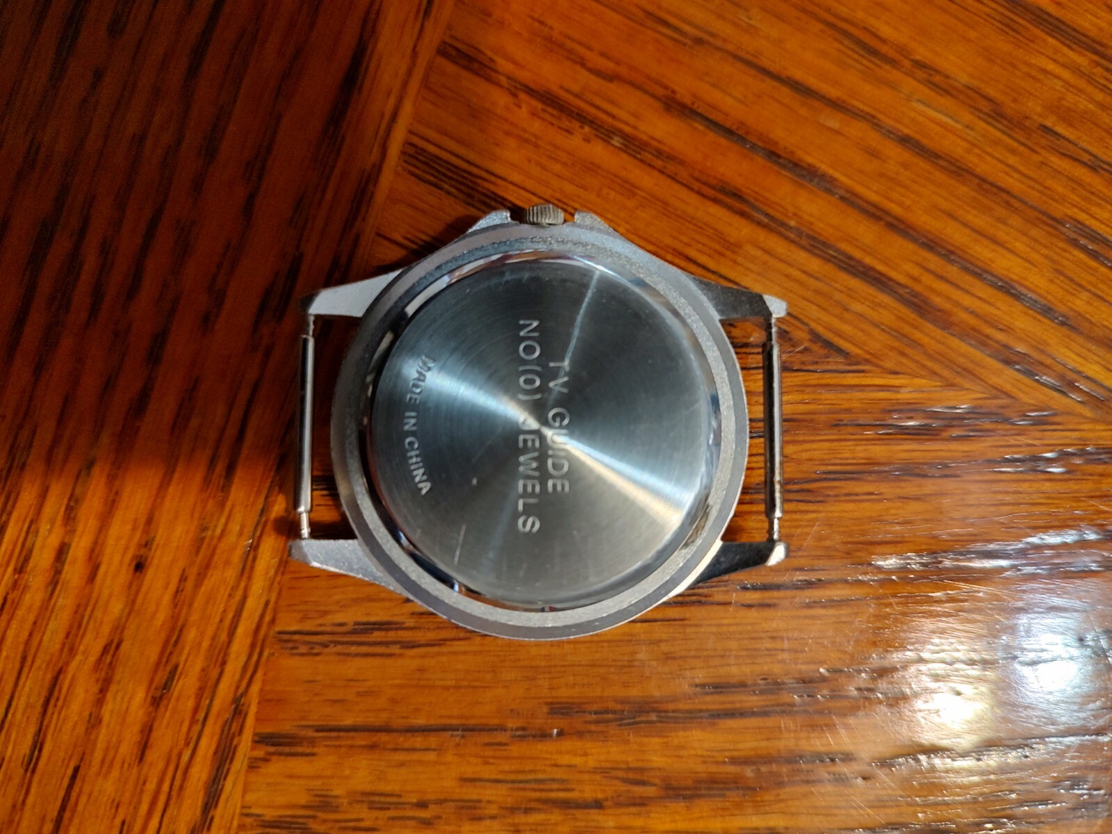 Vintage Quartz Glow In The Dark TV Guide Watch