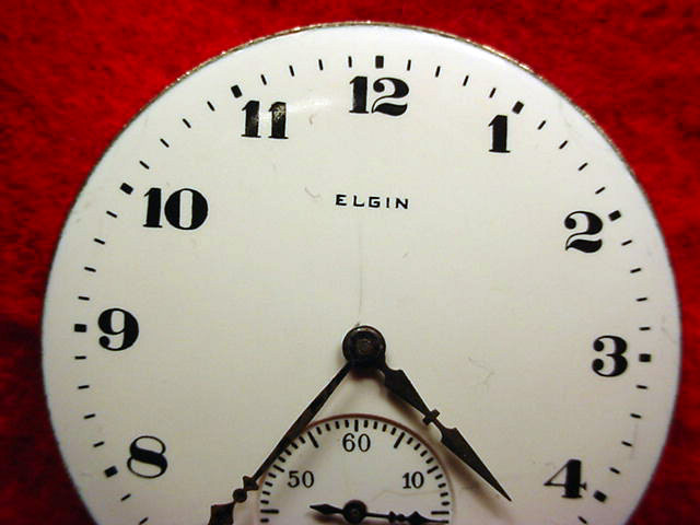 ELGIN 16 SIZE MOVEMENT LOOK AT PHOTOS FOR DETAILS!! #M-800