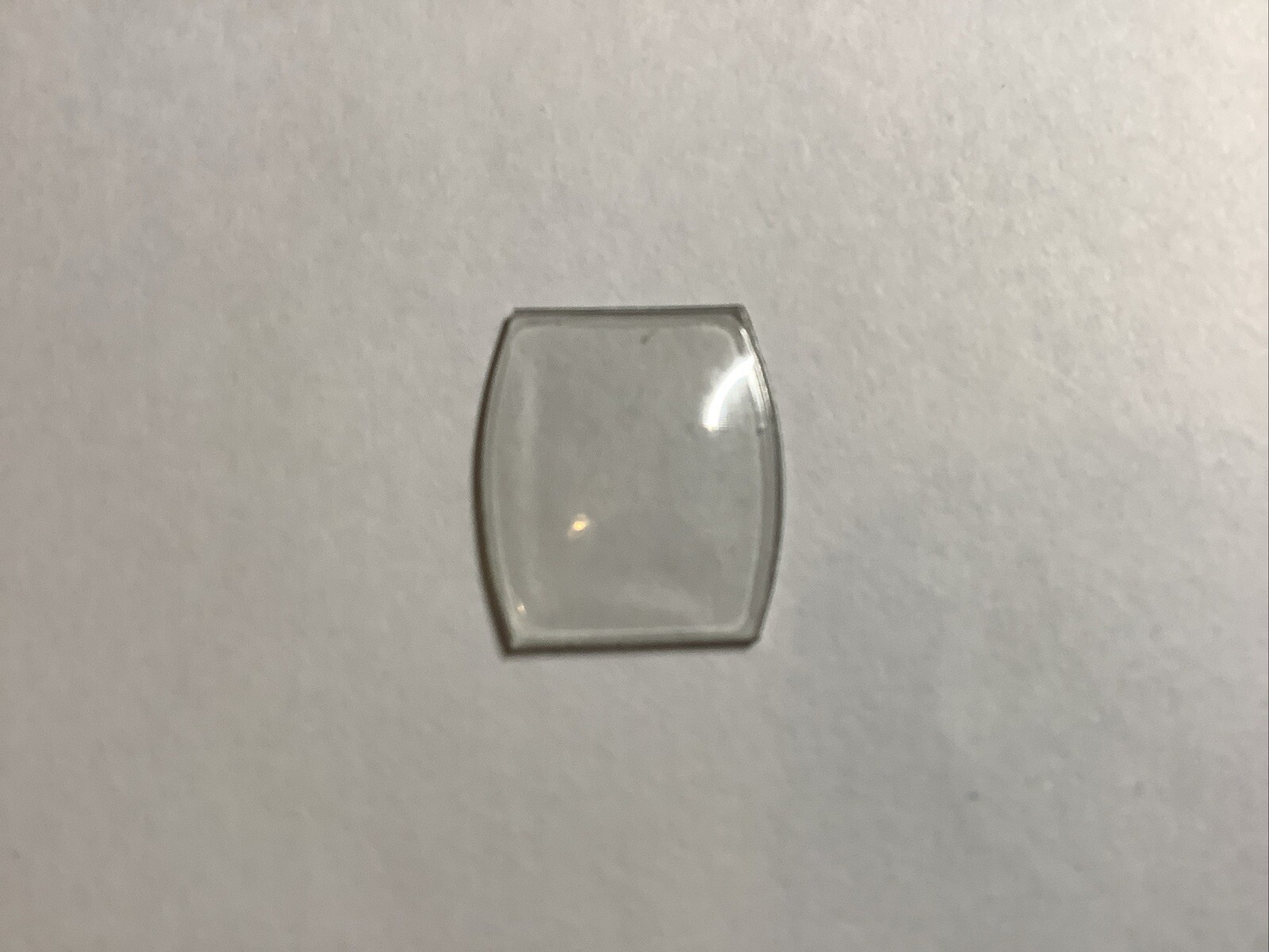 CLASSIC WATCH PARTS. PERSPEX WATCH GLASS. Tonneau. Raised. 20x22mm Ref338