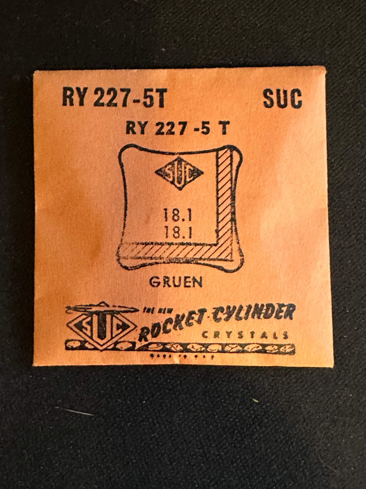 SUC Rocket Crystal RY 227-5T for GRUEN Cake-Pan case – 18.1 x 18.1mm – New