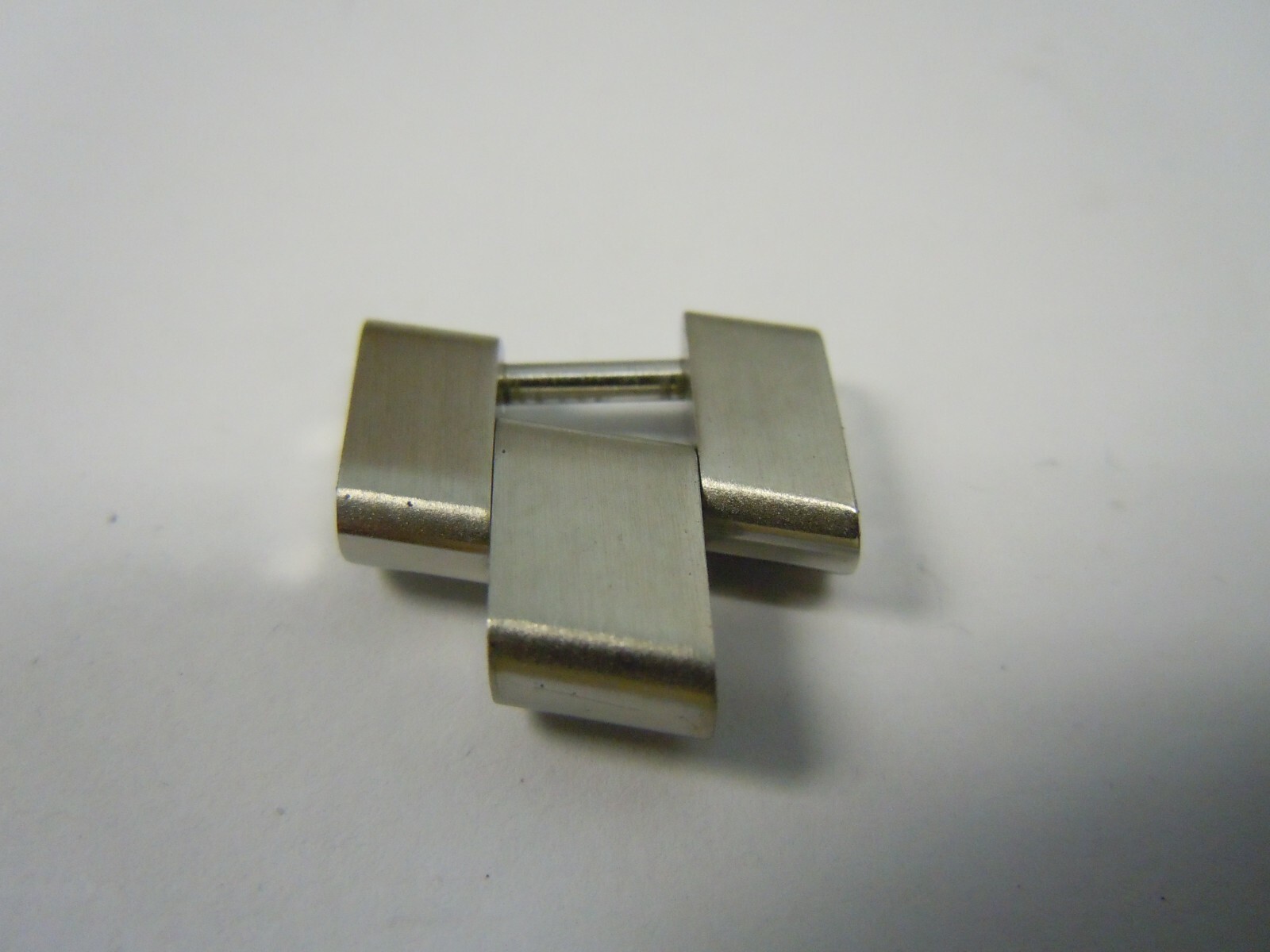 Genuine Breitling Link 16mm for Bracelet Colt 823A 18/16 part 510.1111