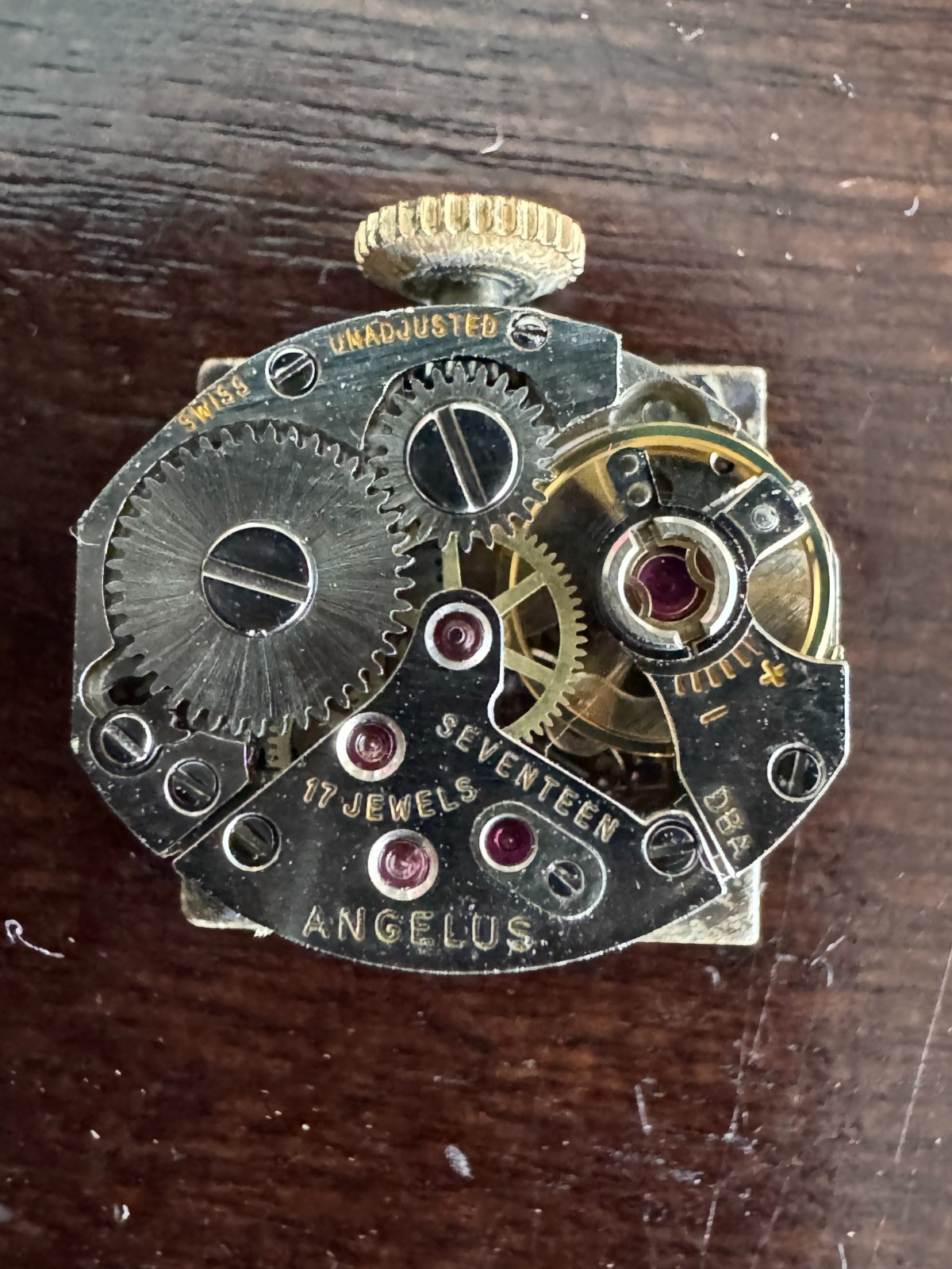 VINTAGE LADIES ANGELUS WRISTWATCH MOVEMENT AS 1677 RUNS GREAT 17 JEWEL