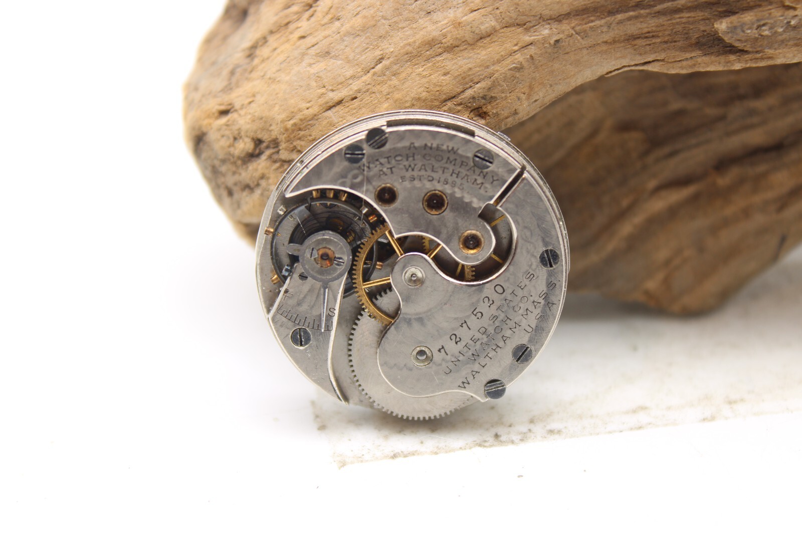 1903 US WATCH WALTHAM POCKET WATCH MOVEMENT 727520 (FL3)