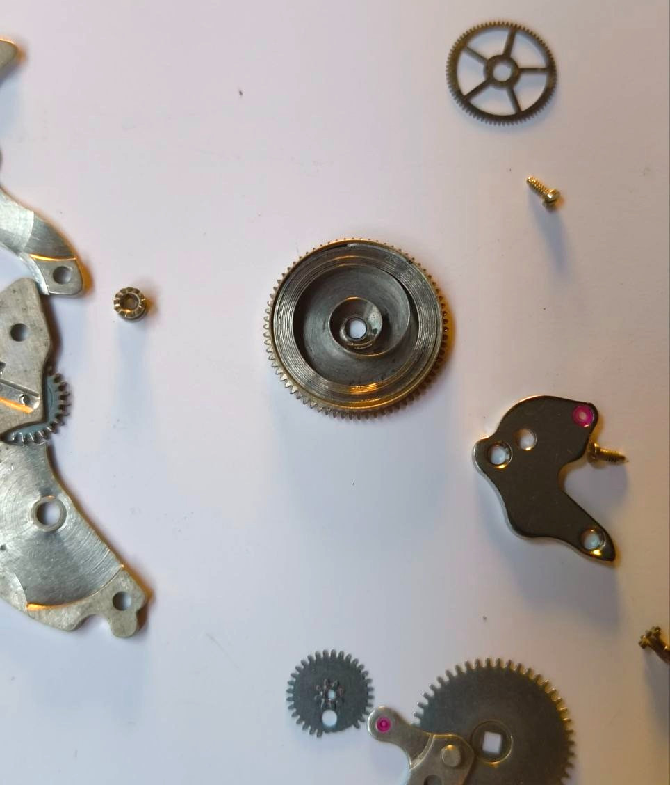 FHF ST 96-4 Swiss Watch Movement Parts / Vintage 17 Jewels Caliber