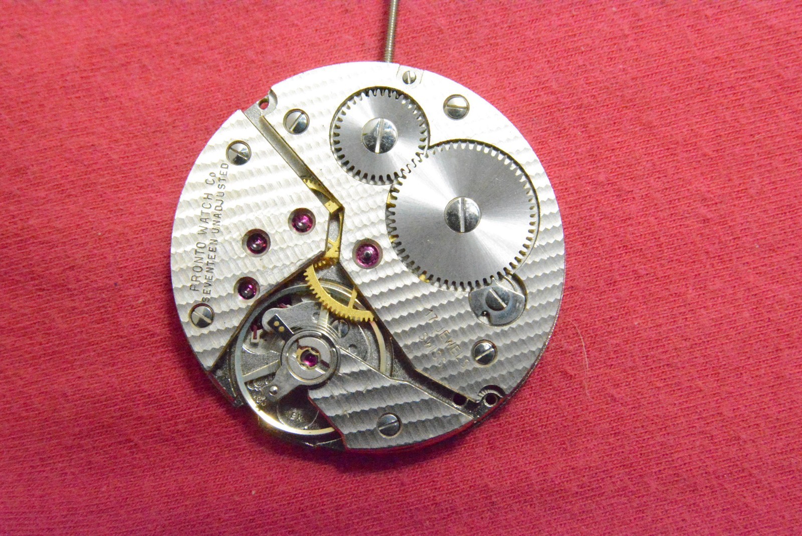 Original UNITAS 6498 17 jewels Swiss watch movement Incabloc chrome fish scales