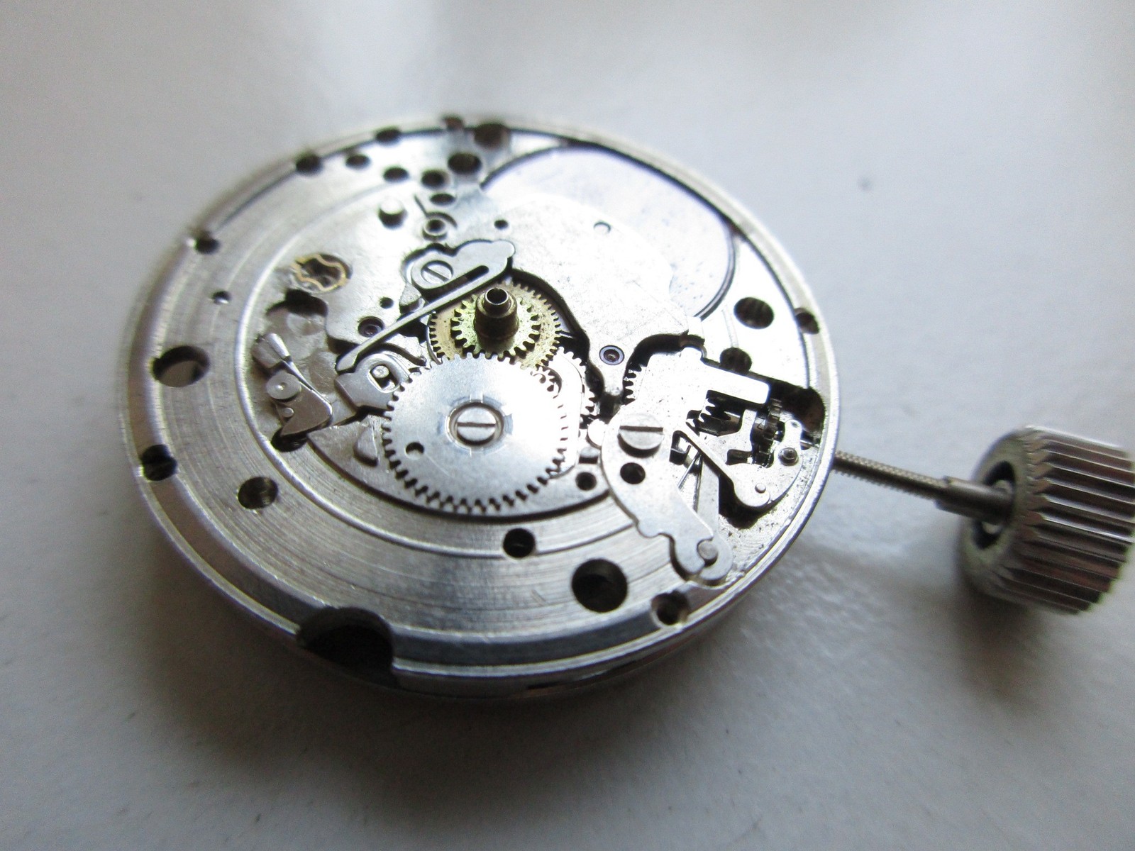 AS A. Schild cal. 1712/13 automatic Swiss watch movement – balance moves