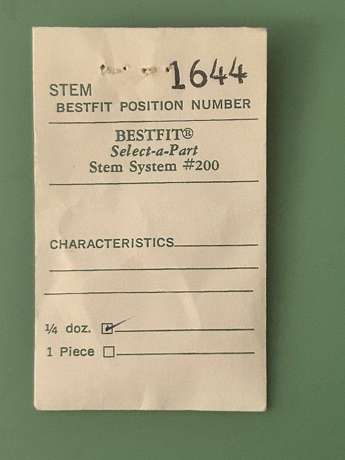 FEF – Cal. 4-6640 – Winding Stem – Part 401 – .9 mm – Tap 10 – 15 mm long – NOS