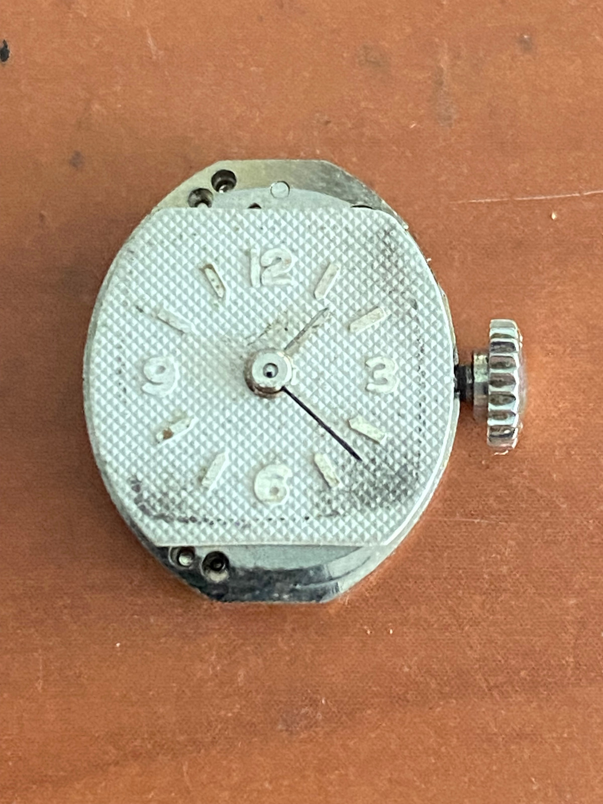 VINTAGE LADIES WITTNAUER WRIST WATCH MOVEMENT, CAL. 5UN, NOT RUNNING, BAD MAIN