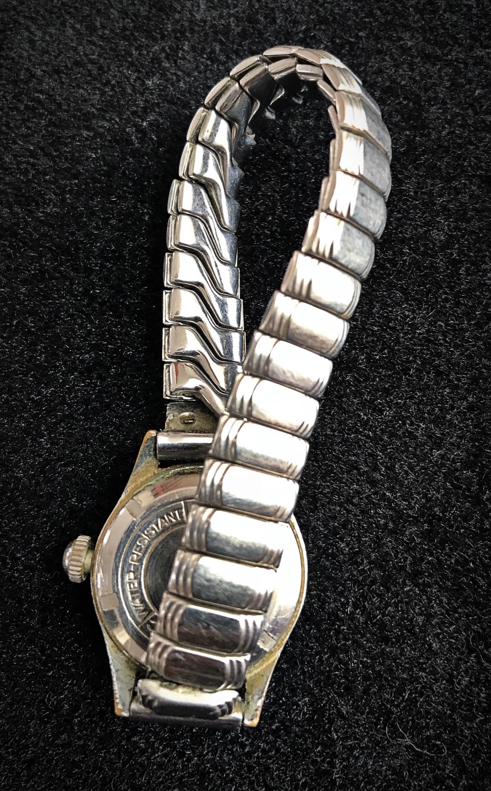 RARE VINTAGE LADIES SWISS SARWA WRISTWATCH RUNNING