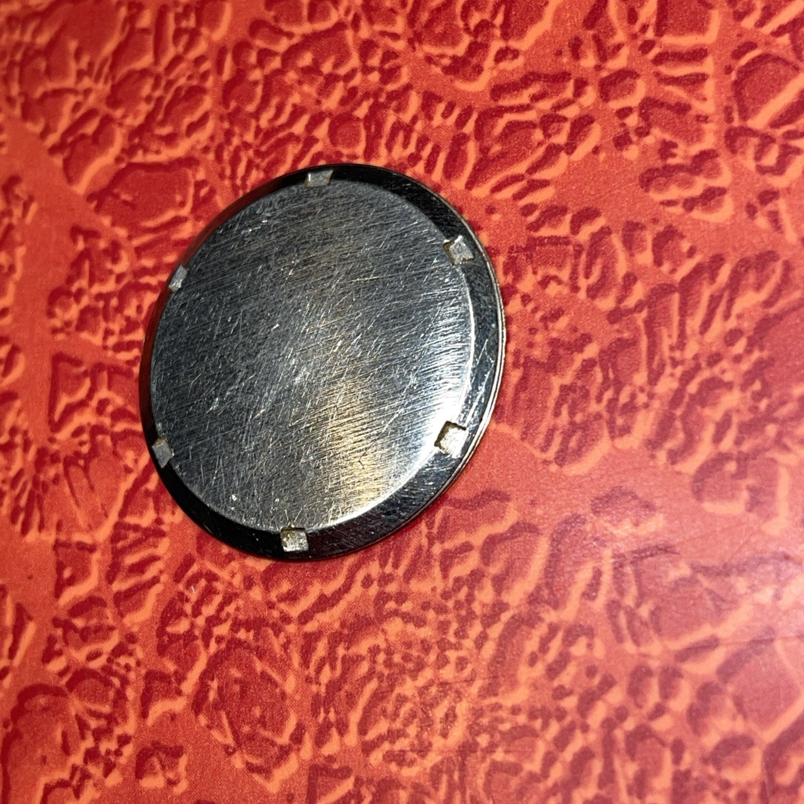 Helios Watch Co. -Case Back- 582 S Made In Switzerland Vintage