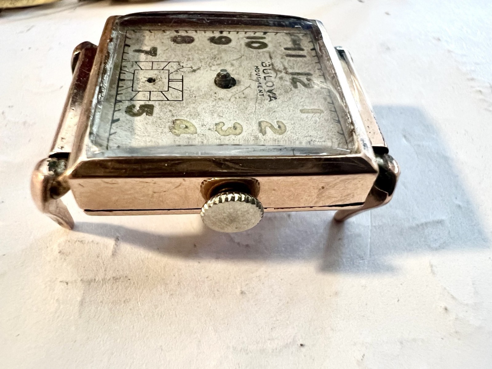 Bulova 8AE For Part Or Not Working.