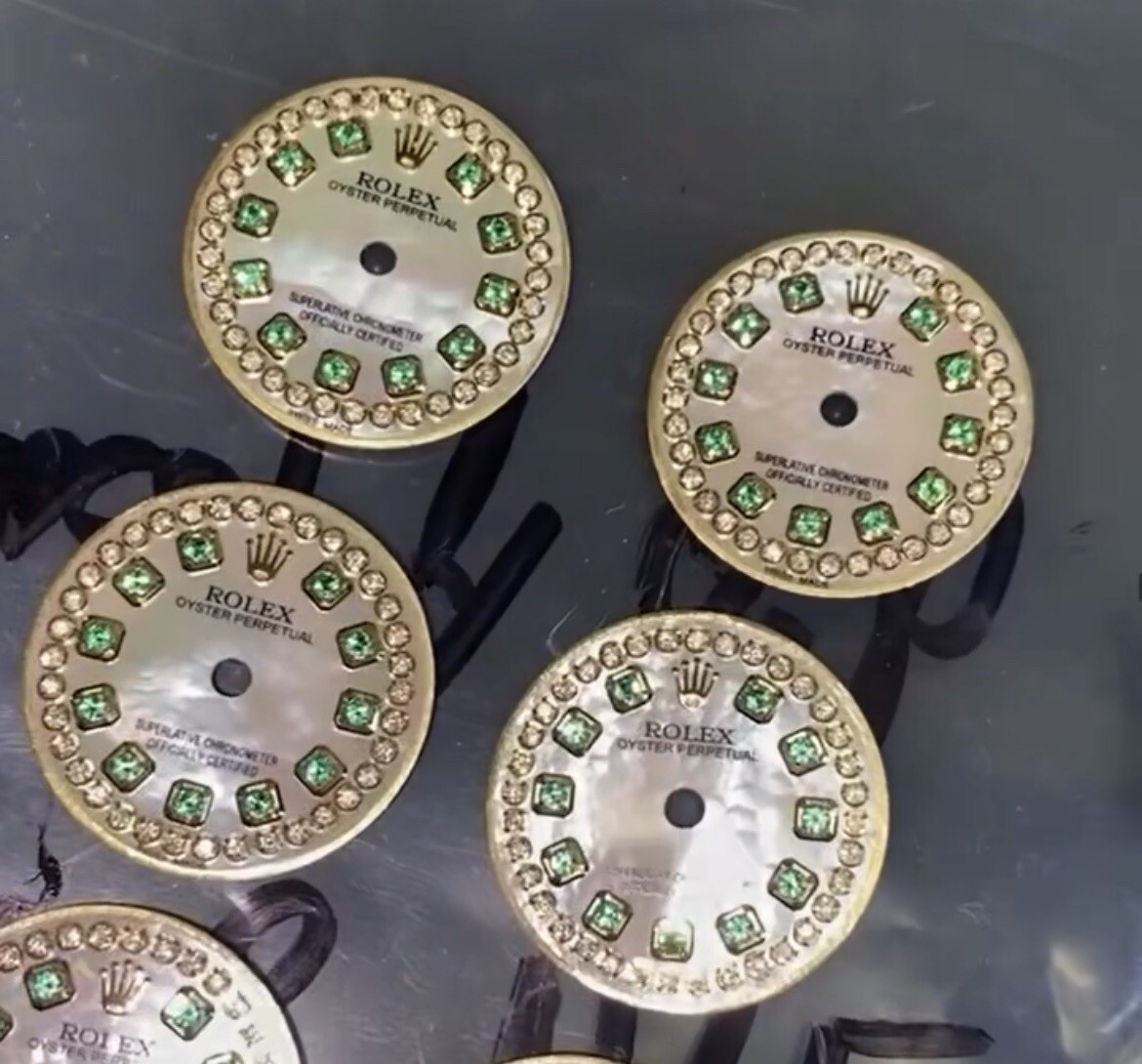 Rolex Ladies Datejust/President Custom MOP Emerald String Diamond Dial For 26mm