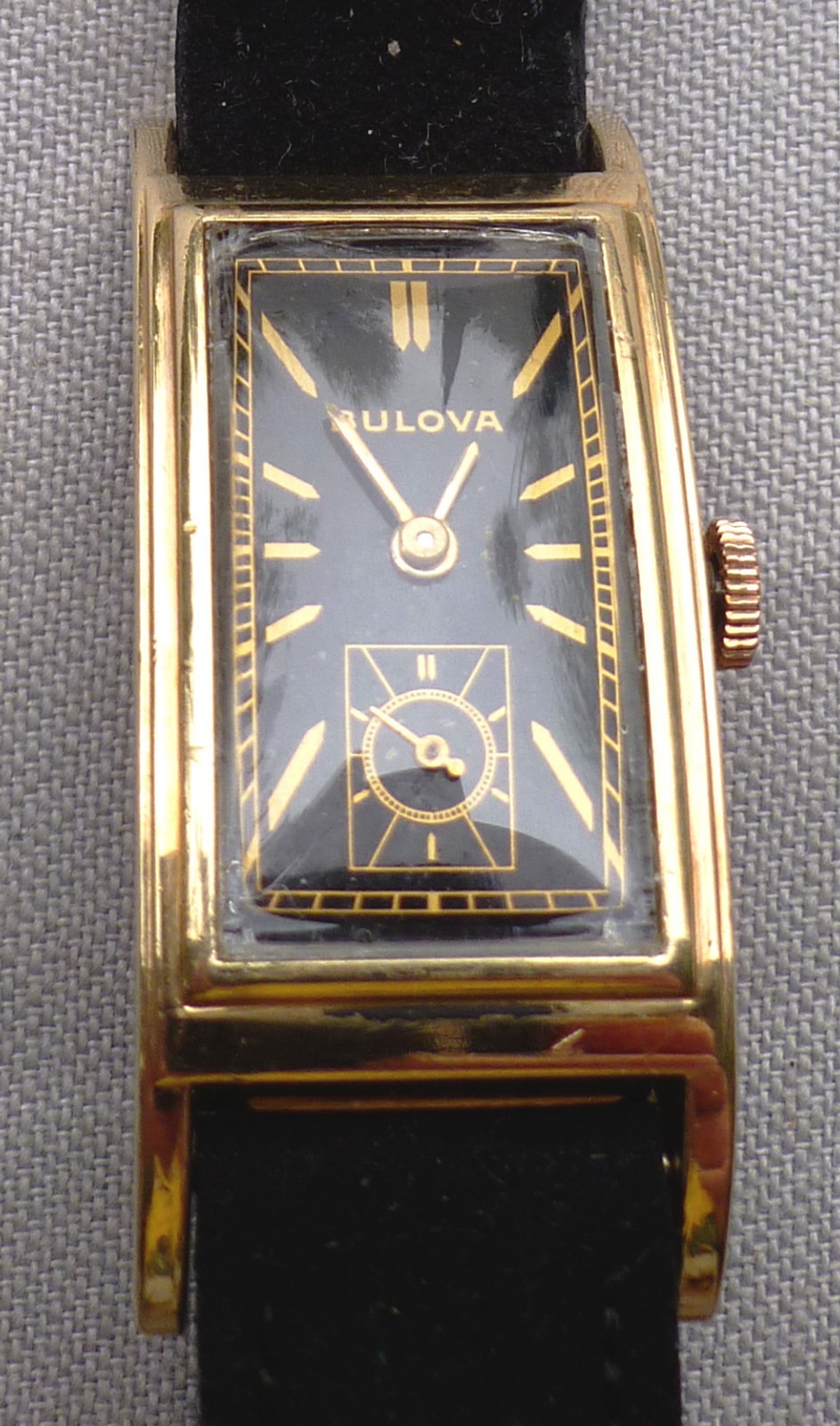 BULOVA 47mm Curved Deco “FIFTH AVE” Black Dial Boxed Elegance Beautiful Runner