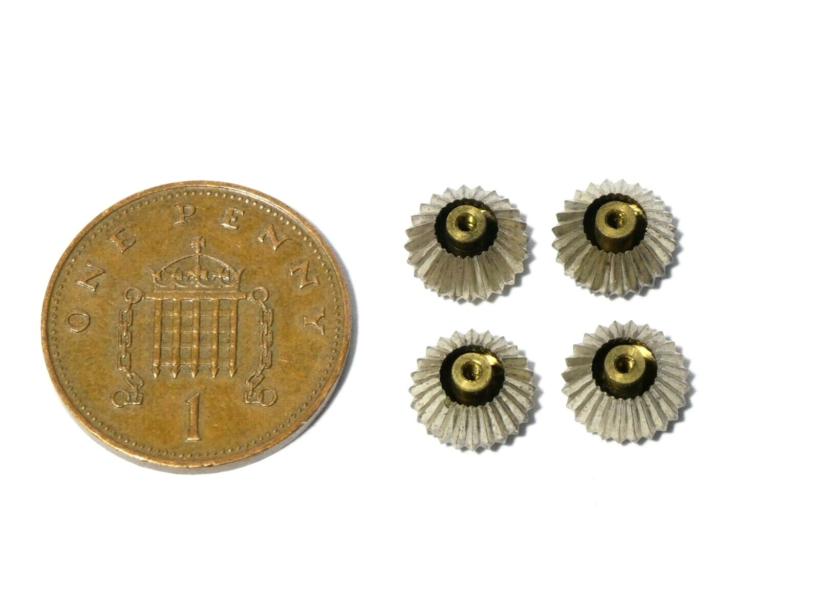 4 x 8.2mm Vintage Pocket Watch Winders CRESCENT WATCH CASE Co #W1