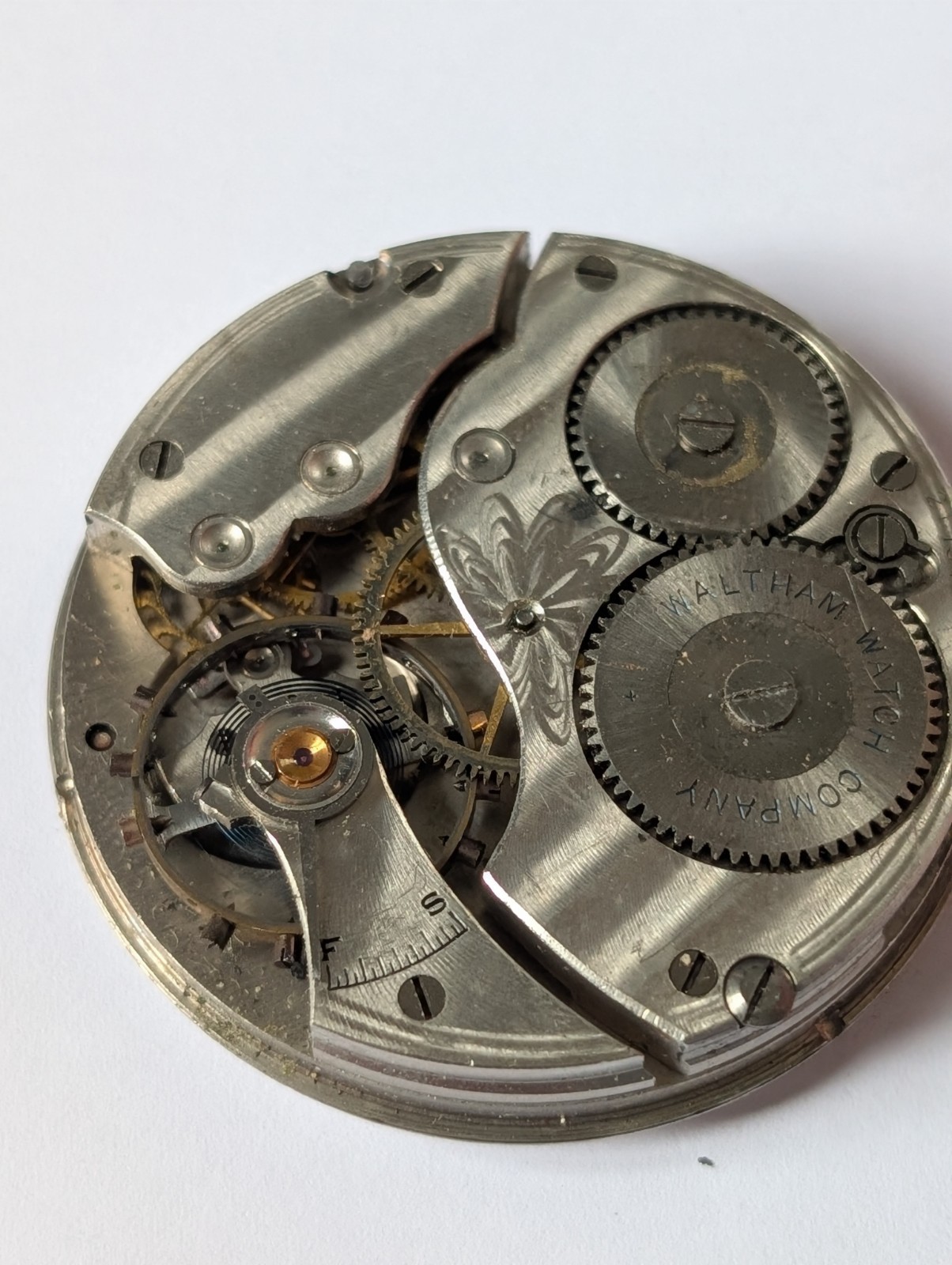 Vintage Waltham Equity 16s 7J Pocket Watch Movement (Spares/Repairs/Good Bal.)