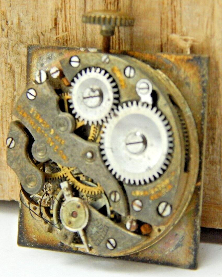 Vintage Abra 6 jewel 2 Adjustment 8/0s watch movement with dial hands and crown