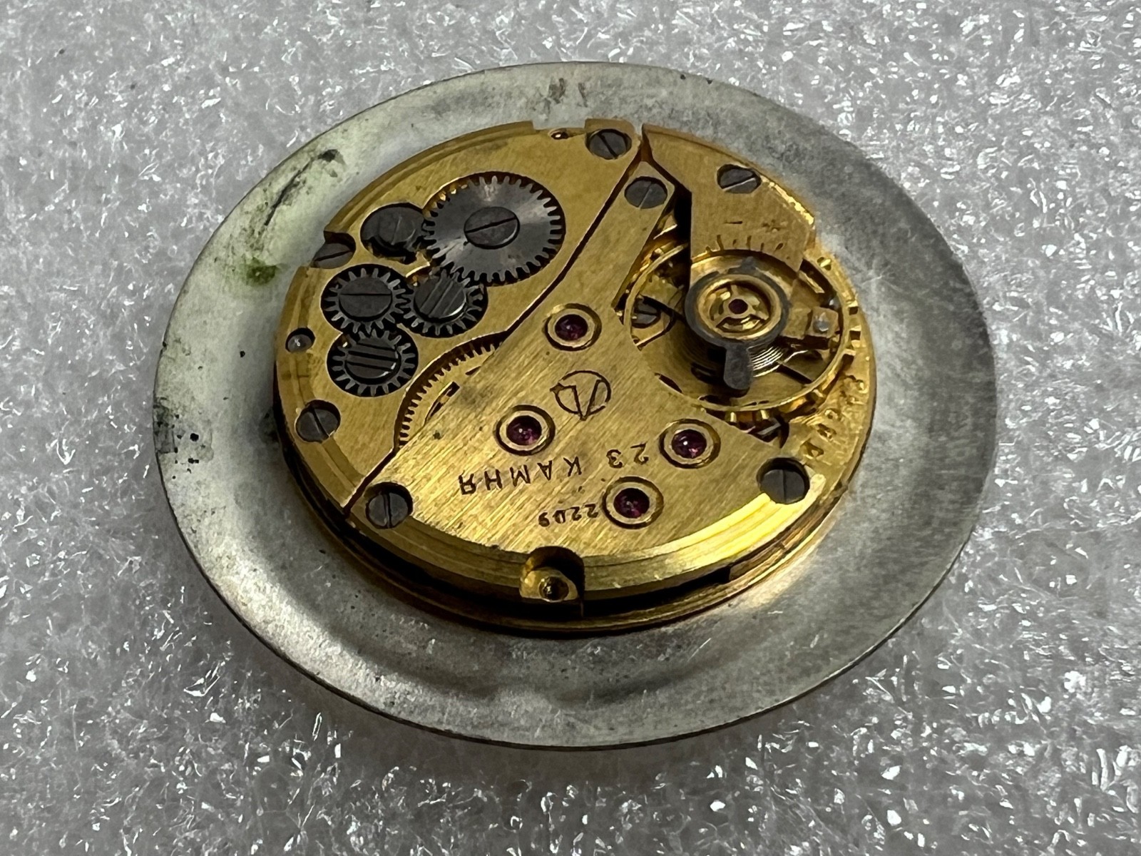 USSR LUCH movement 2209 caliber Gold Plated watch mechanism. FOR PARTS .