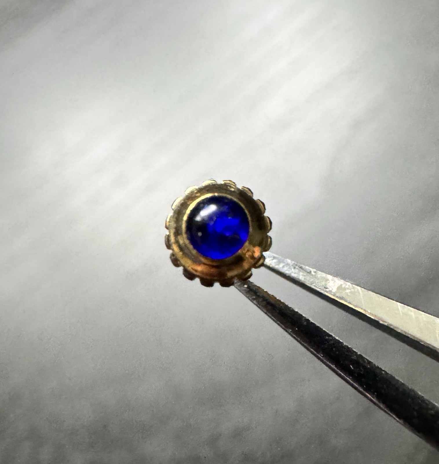 Genuine Cartier Crown Gold Plate With Blue Sapphire Stone 4.4 mm Tube 1.6 mm C24