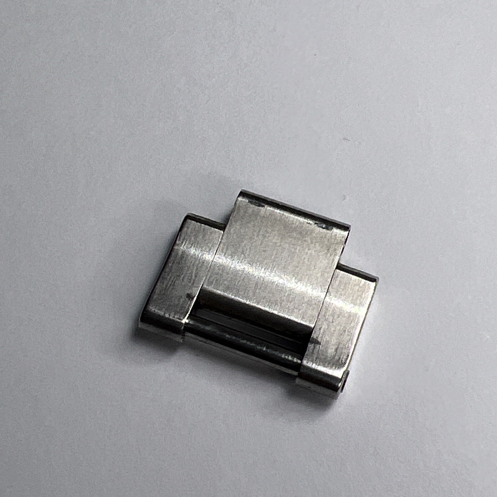 AUTHENTIC ROLEX STEEL 15.5MM OYSTER LINK & SCREW FOR 116710 116300 126300 126334