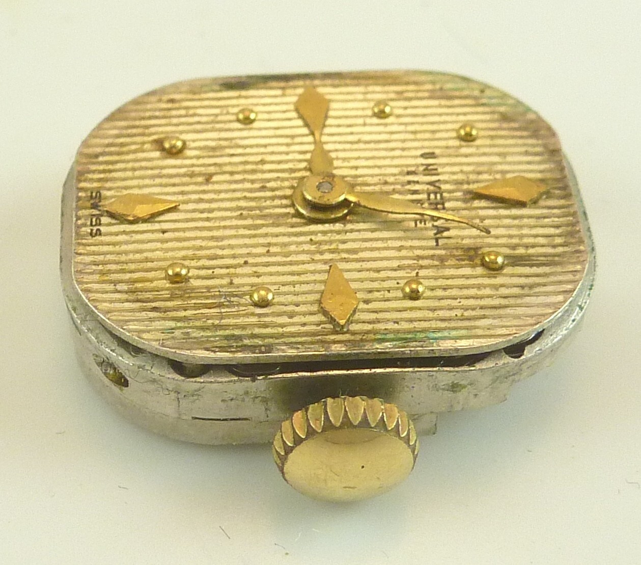 Universal Geneve 500 Wrist Watch Movement – Good Balance – Parts / Repair