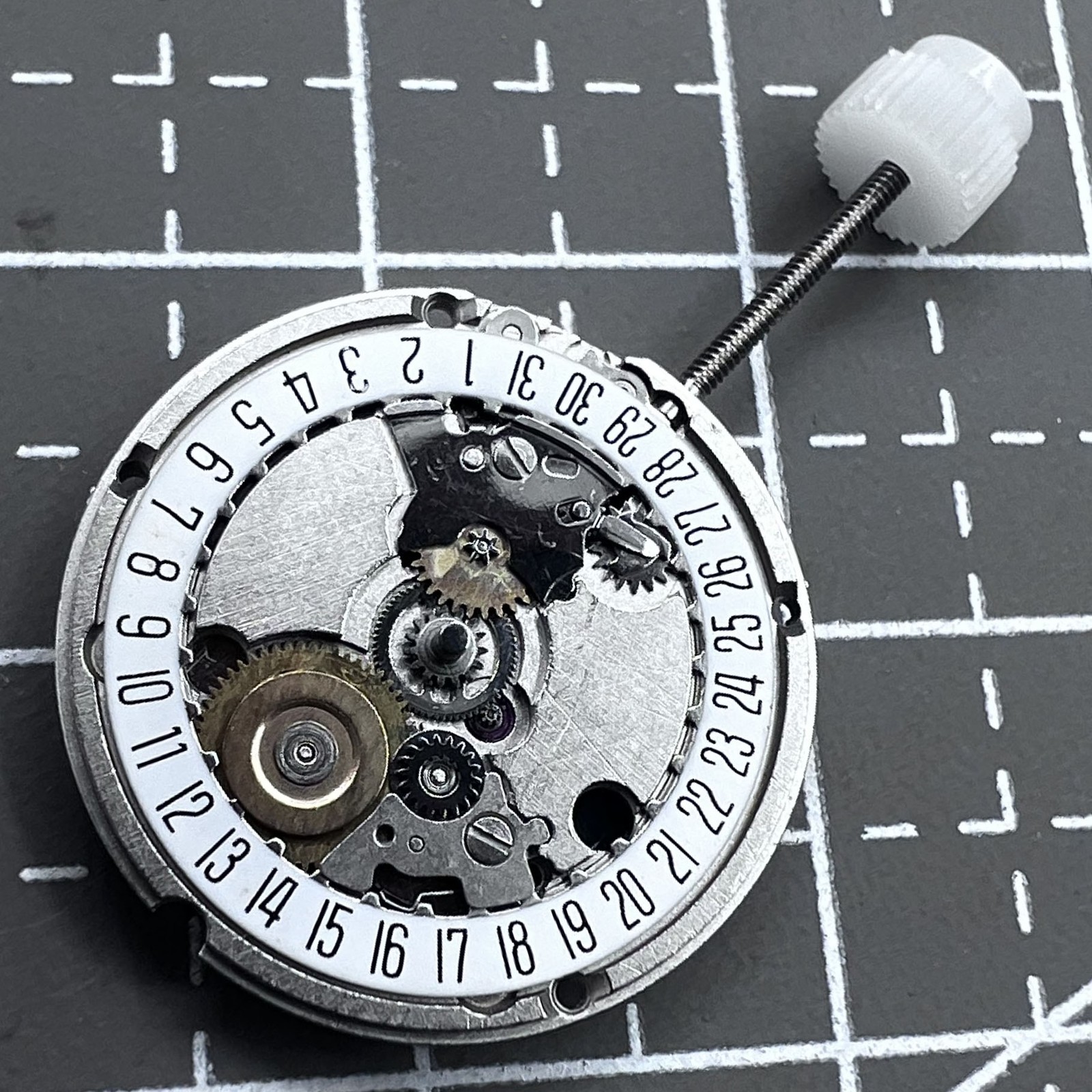 Swiss ETA956.114 Quartz Movement 2 Hands Single Calendar Date At 6