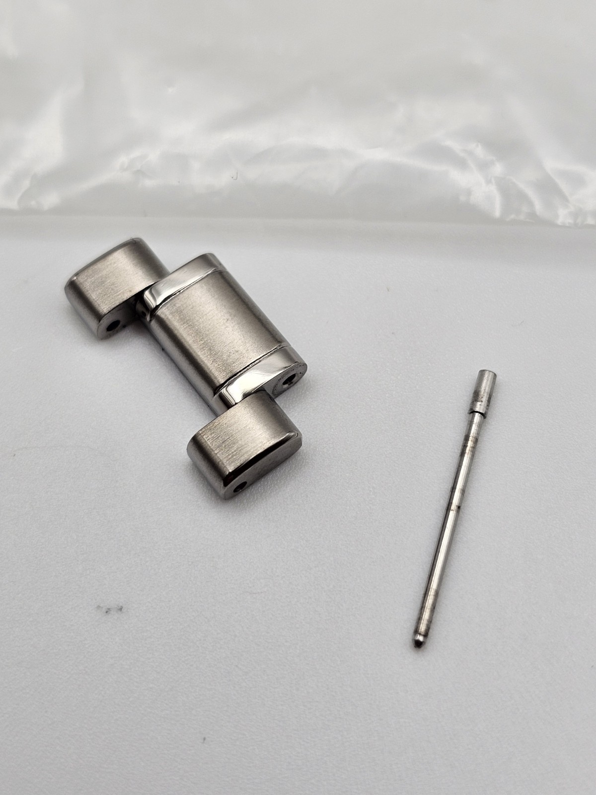 1x Grand Seiko SBGA211 SBGA 211 Snowflake Link – Jersey – Titanium – Titanium 18m
