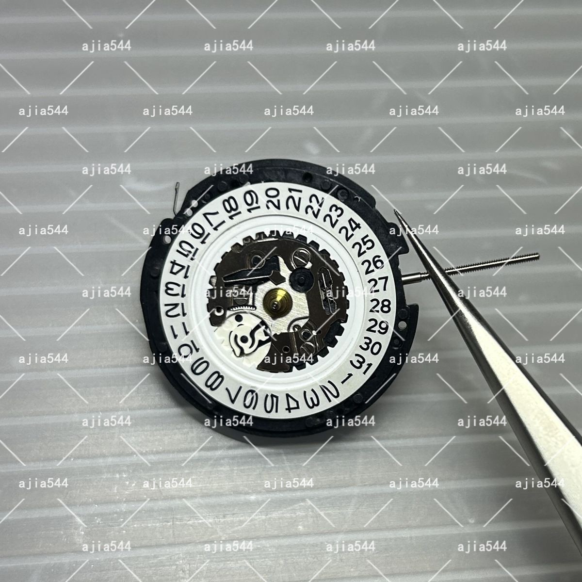 YT62 Watch Movement Japan Kinetic Watch Movement -5M42 White H3 date 1pc